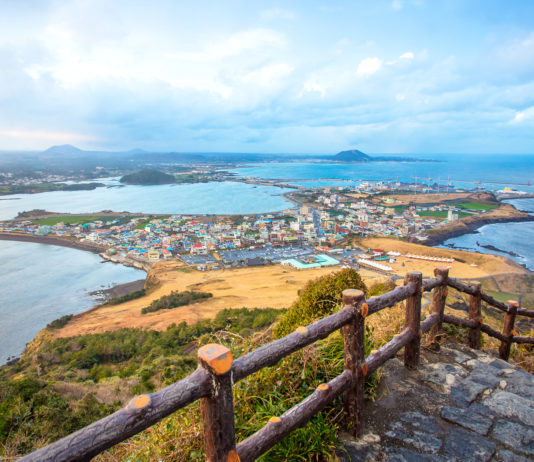 Vé máy bay Hà Nội đi Jeju Hàn Quốc, Du lịch hòn đảo Jeju Hàn Quốc xinh đẹp, Ăn gì ở đảo Jeju?