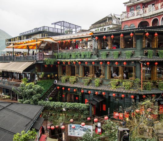 Vé máy bay đi Đài Bắc Đài Loan online giá rẻ, Chia sẻ kinh nghiệm du lịch Đài Bắc từ A – Z, Thời gian bay từ Việt Nam đi Đài Bắc bao nhiêu tiếng?