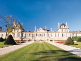 Vé máy bay đi Bordeaux Pháp giá rẻ, kinh nghiệm du lịch Bordeaux tự túc an toàn