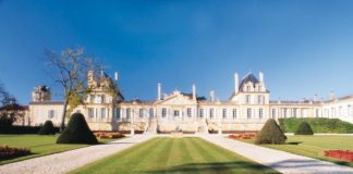 Vé máy bay đi Bordeaux Pháp giá rẻ, kinh nghiệm du lịch Bordeaux tự túc an toàn