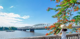 Đặt vé máy bay giá rẻ Quảng Bình đi Huế của Vietnam Airlines ở đâu?, Các địa điểm tham quan du lịch Huế nhất định phải đến 1 lần