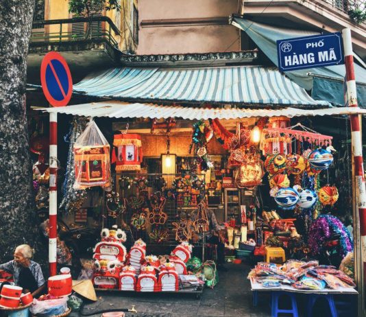 Vé máy bay Hồ Chí Minh - Hà Nội Vietjet Air, Hướng dẫn tham quan phố cổ Hà Nội nơi thời gian ngưng đọng