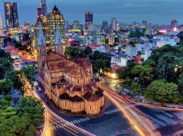 Vé máy bay giá rẻ đi Hồ Chí Minh, Kinh nghiệm đi du lịch Sài Gòn chi tiết