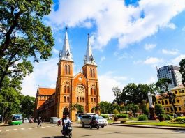 Săn vé máy bay giá rẻ Chu Lai đi Hồ Chí Minh của Vietnam Airlines. Những điều cần lưu ý khi đi du lịch Sài Gòn