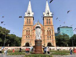 Tuyệt chiêu săn vé máy bay Quảng Nam đi Hồ Chí Minh giá rẻ. Du lịch Hồ Chí Minh mùa nào đẹp nhất?